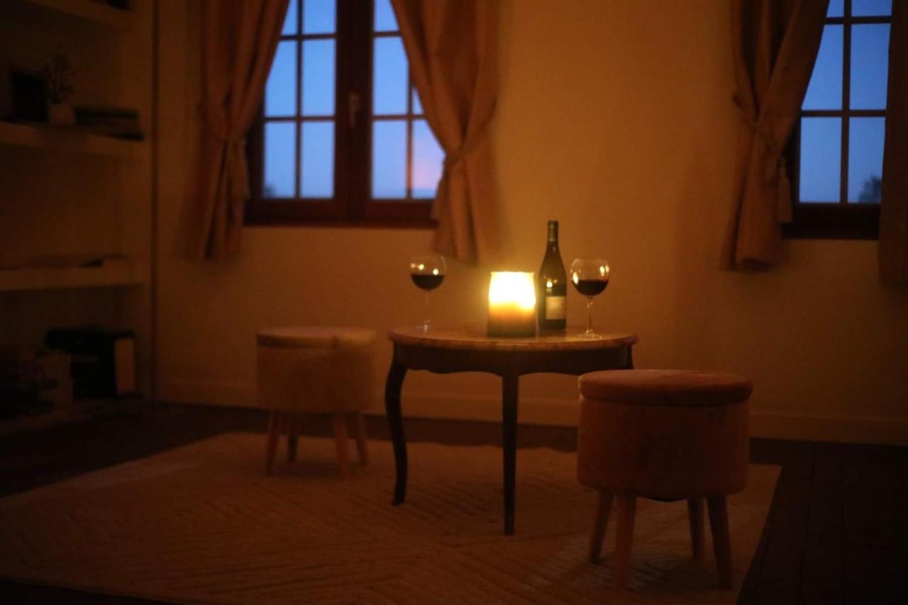 La Montrieuse, Chambre Individuelle Avec Sauna Et Baignoire Spa Naveil Ngoại thất bức ảnh