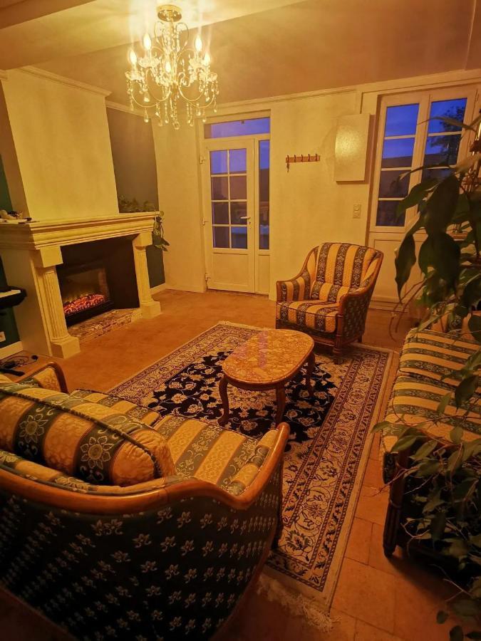 La Montrieuse, Chambre Individuelle Avec Sauna Et Baignoire Spa Naveil Ngoại thất bức ảnh